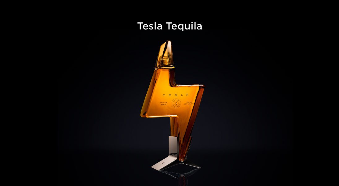 Teslaquila, czyli nowy napój dyrektora Tesli. Cena przyprawia o zawrót głowy
