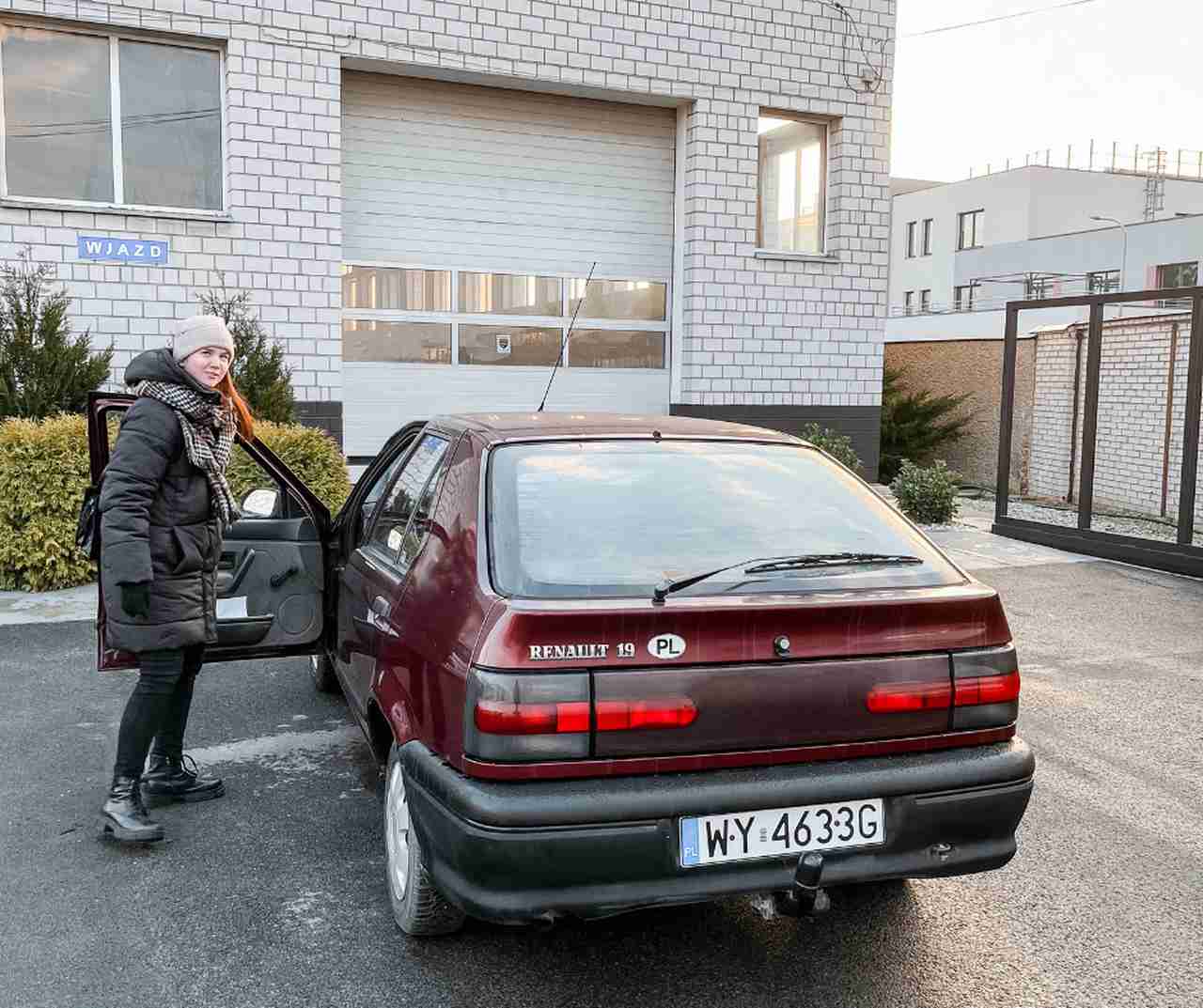 Renault 19 – historia wysłużonego egzemplarza. Pod maską wolnossący diesel, a na blacie prawie pół miliona kilometrów