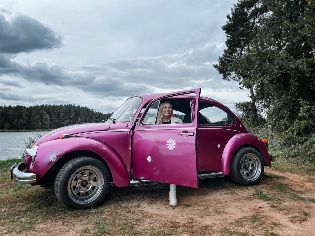 Daria i VW Beetle 1303. Kolorek i wnętrze nie do podrobienia!